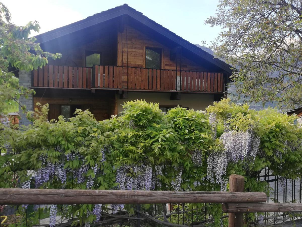 A Casa Da Elide Hotel Aymavilles ภายนอก รูปภาพ