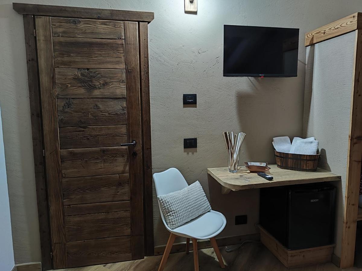 A Casa Da Elide Hotel Aymavilles ภายนอก รูปภาพ