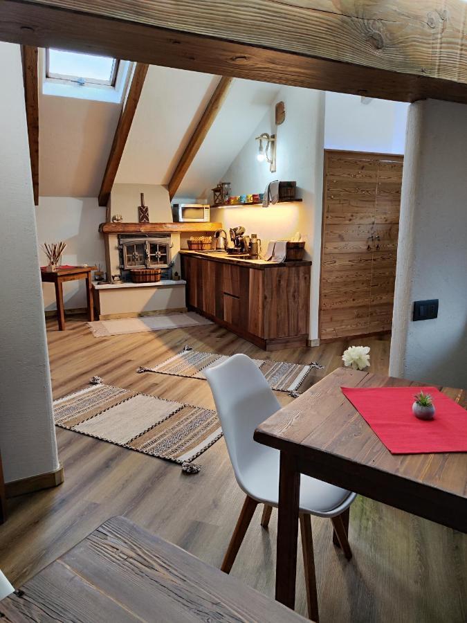 A Casa Da Elide Hotel Aymavilles ภายนอก รูปภาพ