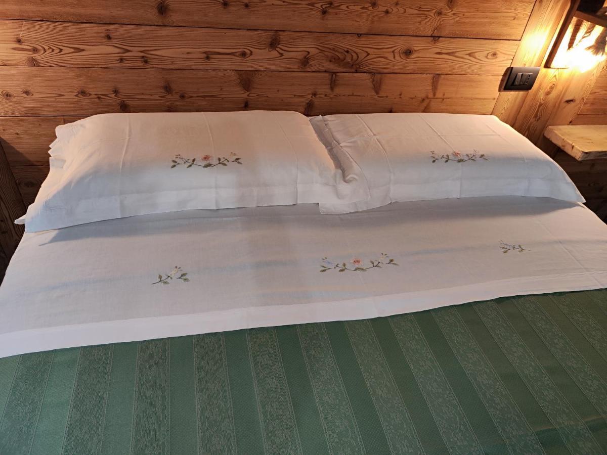 A Casa Da Elide Hotel Aymavilles ภายนอก รูปภาพ