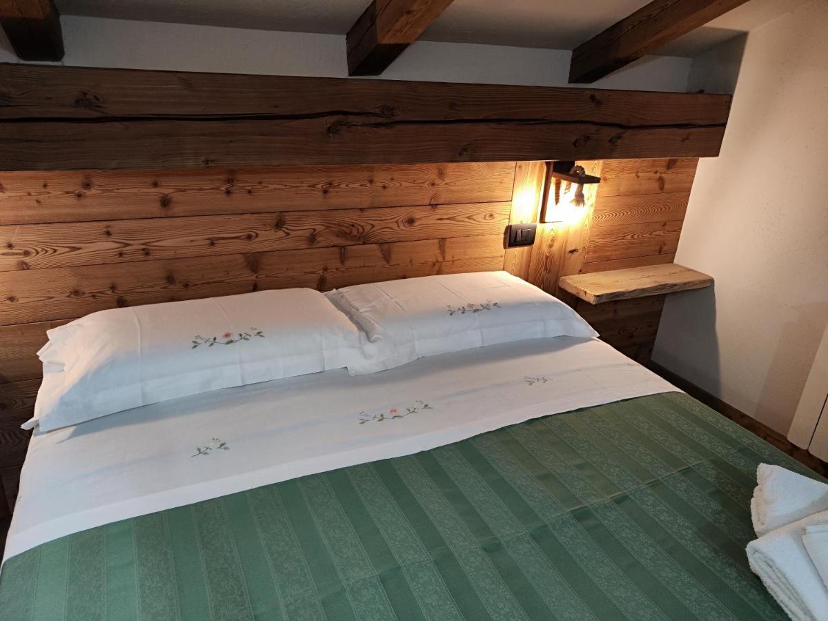 A Casa Da Elide Hotel Aymavilles ภายนอก รูปภาพ